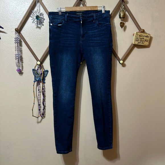 Judy Blue Denim - Judy Blue Dark Wash Skinny